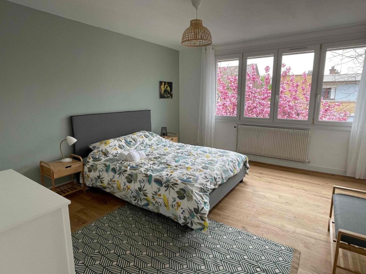Вилла La Chambre Jaune Maison Avec Grande Terrasse Et Garage Prive Лилль Экстерьер фото